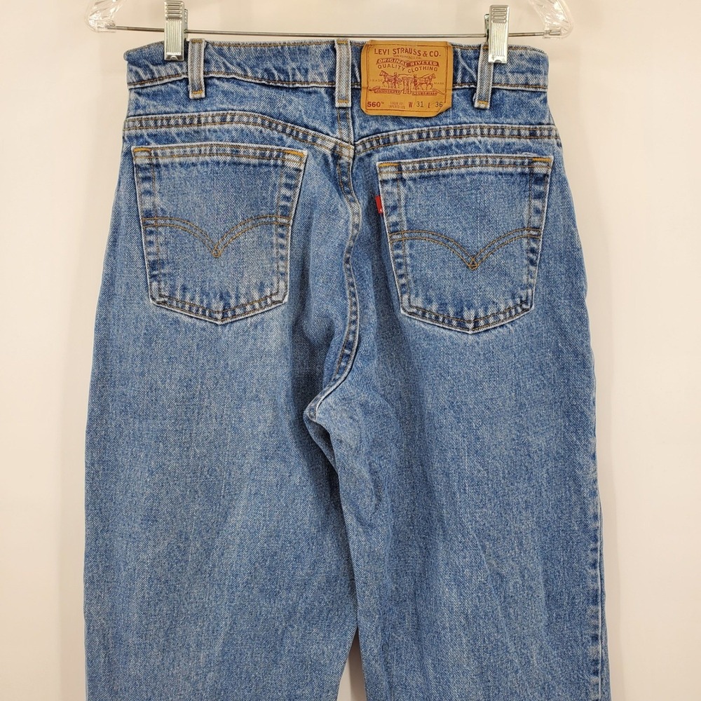 Levis 560 Vintage 90s Loose Fit Tapered Leg Jeans Mens 31x36 Made in USA Blue - Picture 7 of 10
